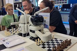 CES 2026: Robotický parťák míří do Česka. Šachisti sáhnou hluboko do kapsy - Novinky